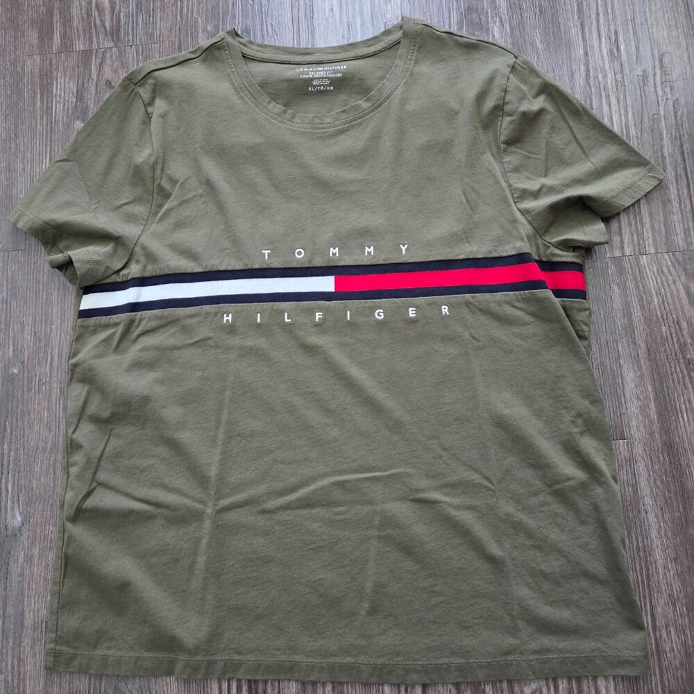 Tommy Hilfiger Embroidered Flag Stripe Logo T-Shirt